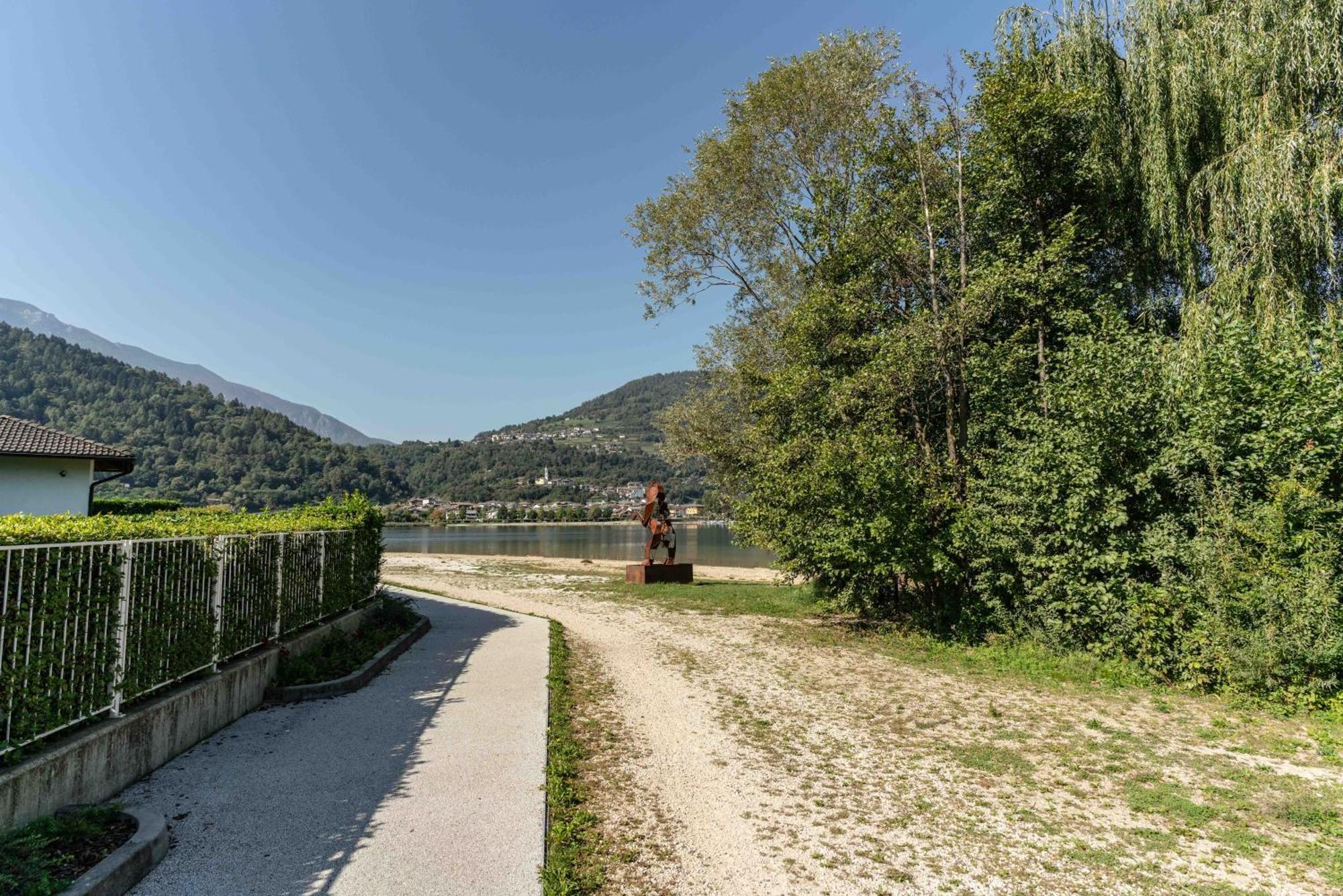 La Gemma Sul Lago Calceranica al Lago Eksteriør bilde